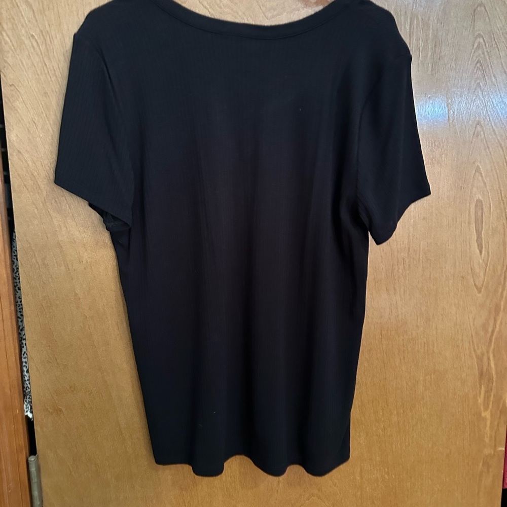 NWT Market & Spruce Ribbed Black Short Sleeve Henley Shirt - Picture 7 of 8